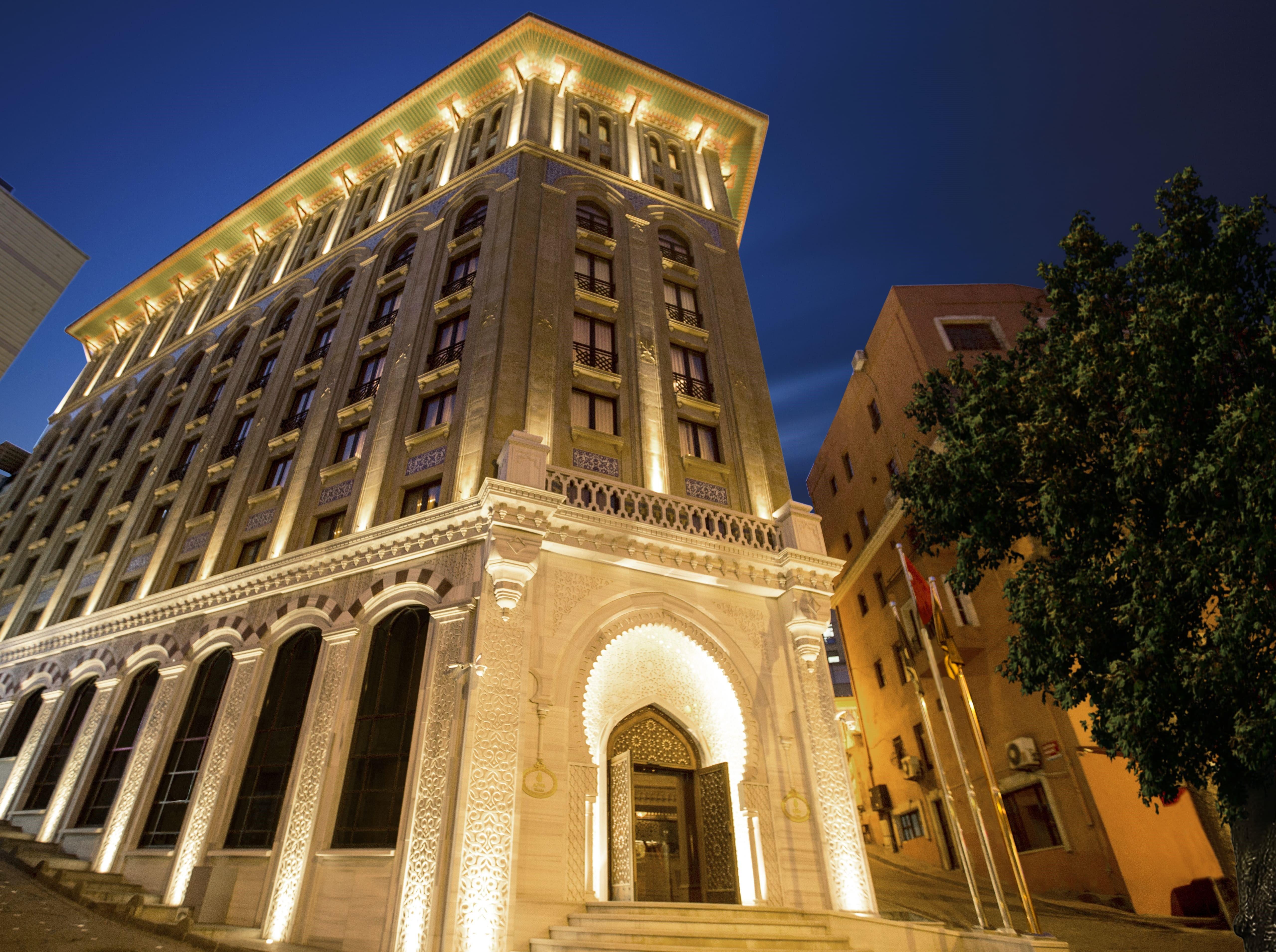 Ajwa Sultanahmet - Preferred Hotels Lvx Collection Isztambul Kültér fotó The building of the university library