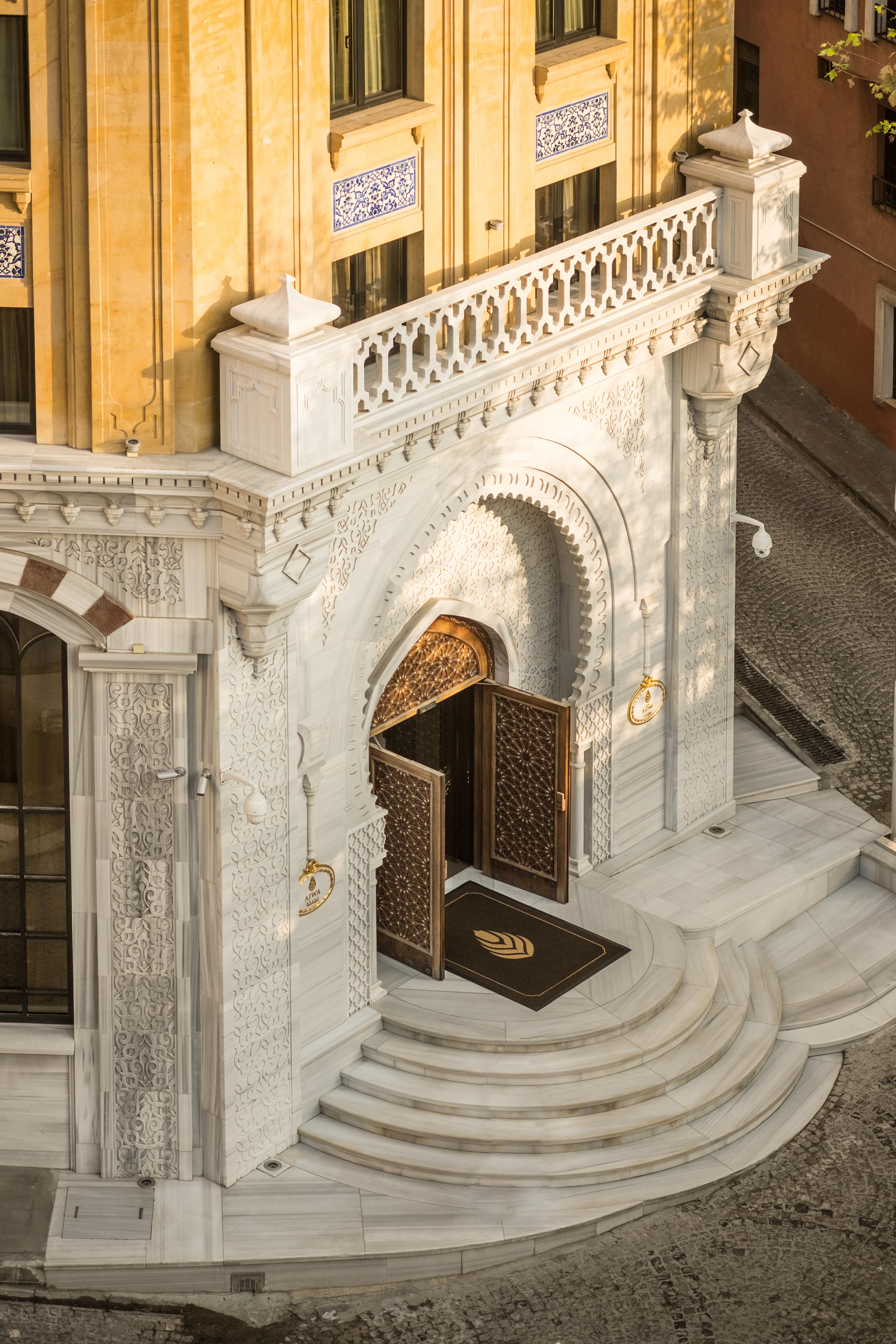 Ajwa Sultanahmet - Preferred Hotels Lvx Collection Isztambul Kültér fotó Entrance to the tomb