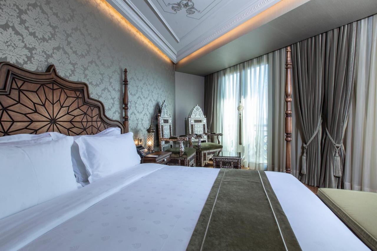 Ajwa Sultanahmet - Preferred Hotels Lvx Collection Isztambul Kültér fotó A bedroom at the Taj Mahal Palace