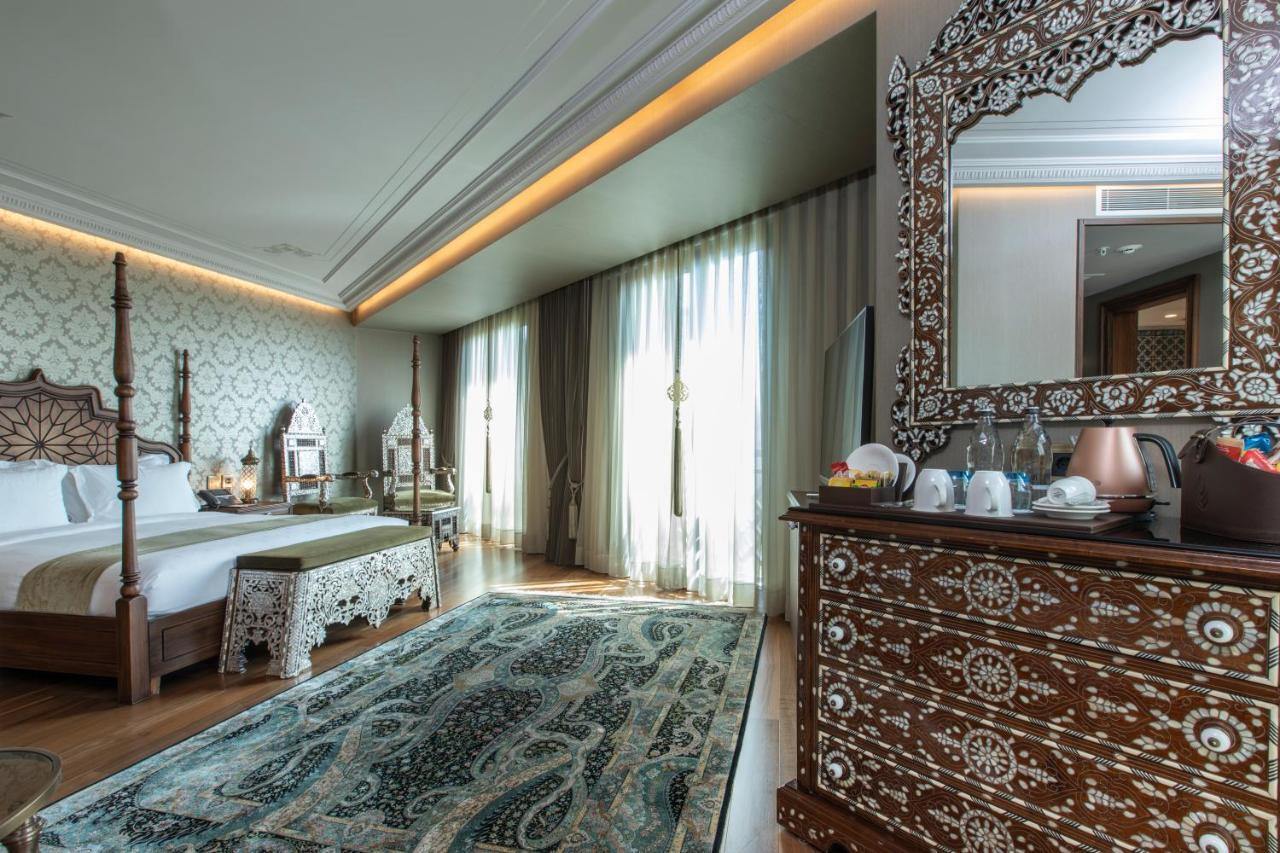 Ajwa Sultanahmet - Preferred Hotels Lvx Collection Isztambul Kültér fotó A bedroom at the Taj Mahal Palace